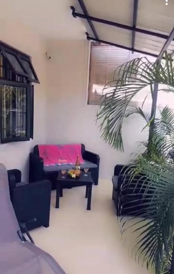 Residence Frangipane Pereybere Beach Exterior foto